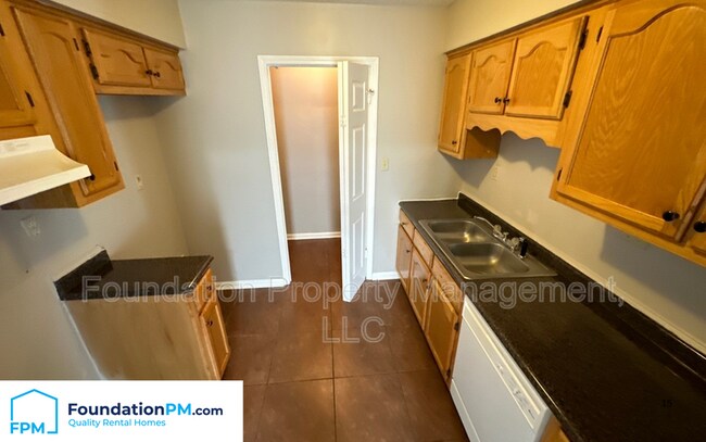 Building Photo - 4150 Garden Birch Cove
