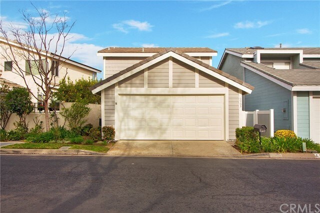 Primary Photo - 6963 E Shorecrest Dr