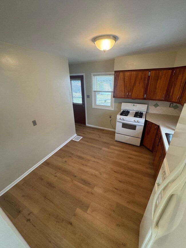 Foto del edificio - 507 Maplewood Dr