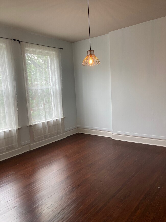Living room - 3638 Humphrey St