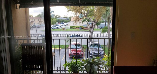 Foto del edificio - 7429 SW 152nd Ave