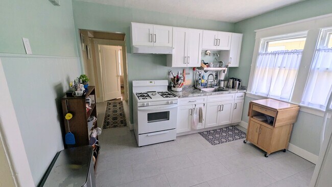 Foto del edificio - 201 Lovering Ave