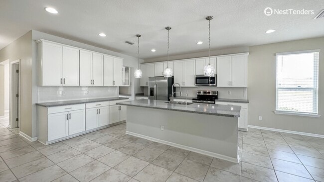 Foto del edificio - Four Bedrooms in the Heart of Nassau County!