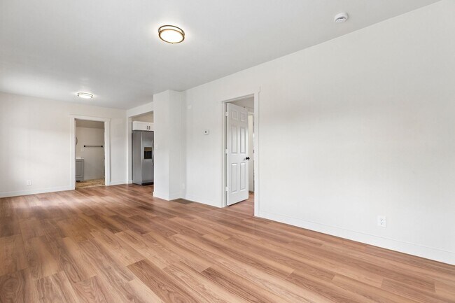 Building Photo - Remodeled house