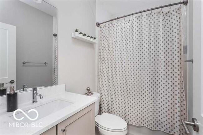 Building Photo - 28 Central Greens Blvd