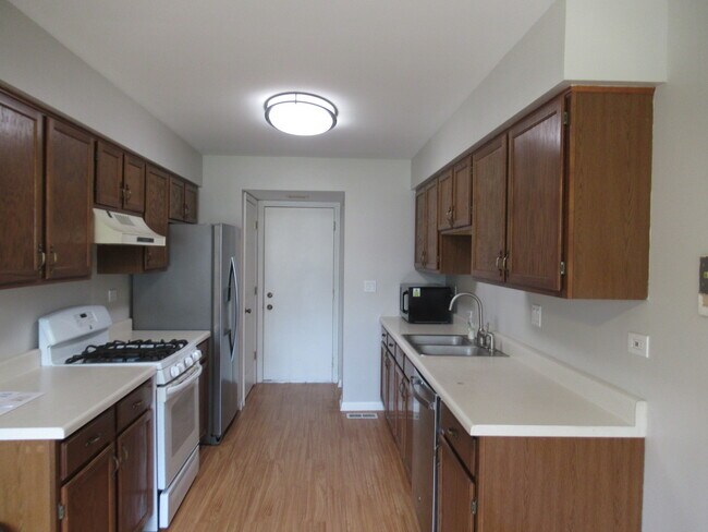 Building Photo - 2137 Colorado Ave