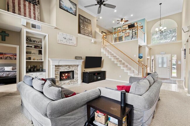 Foto del edificio - 2216 Sunrise Ln