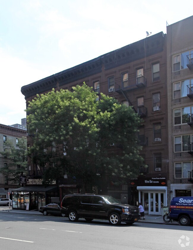 Foto del edificio - Between 90th & 91st Streets