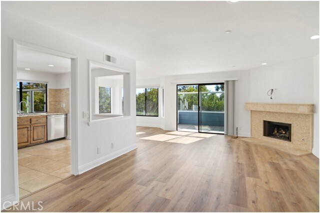 Foto del edificio - 2119 Calle Ola Verde