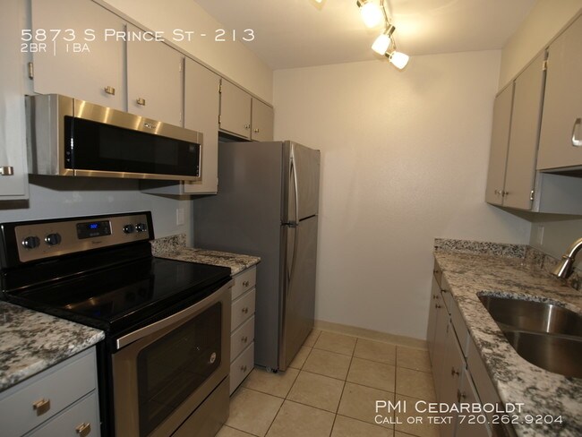 Building Photo - 5873 S Prince St