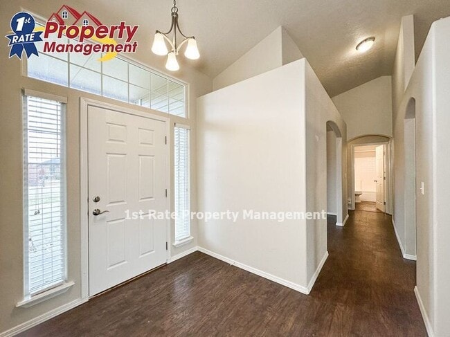 Building Photo - 12473 W Heatherhills St