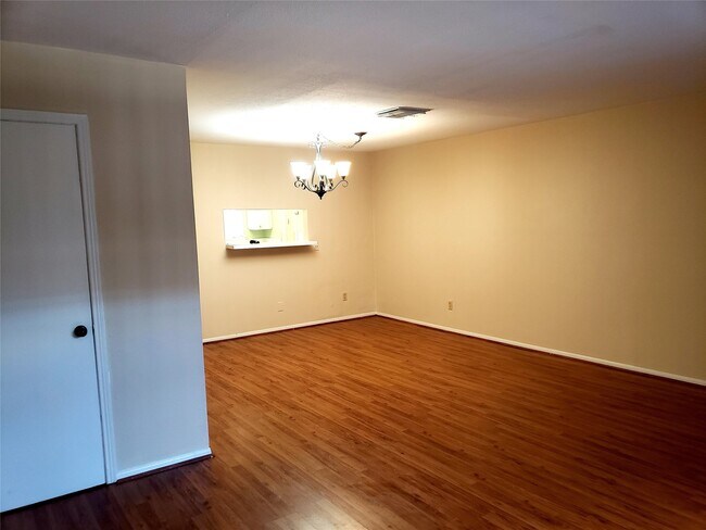 Building Photo - 14333 Memorial Dr