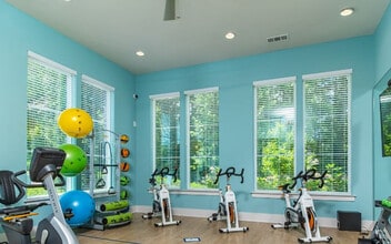 Building Photo - 15 Technology Pkwy S