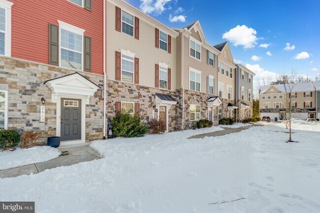 Foto del edificio - 2615 Wheatland Station Way