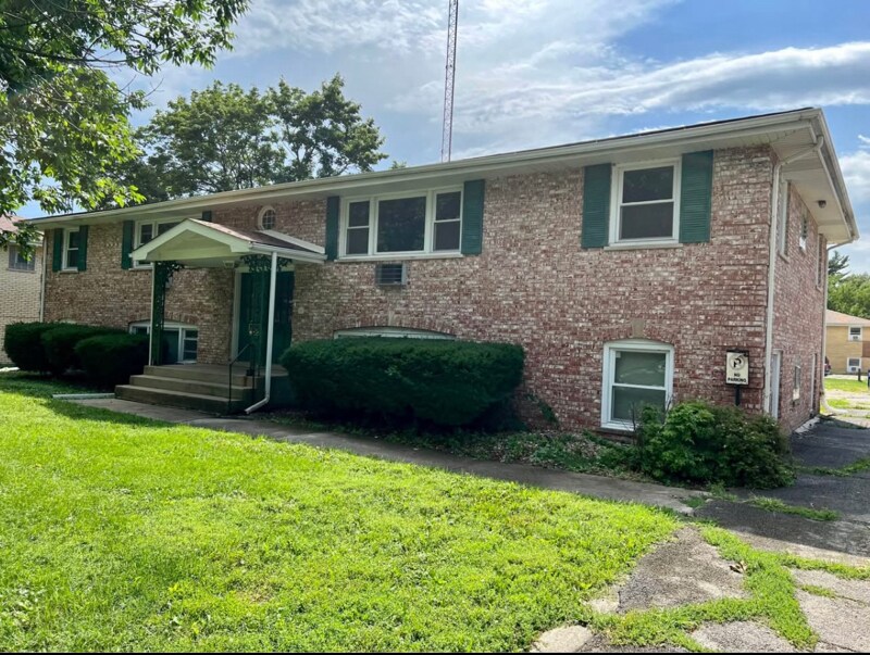 Foto principal - 221 S Small Ave