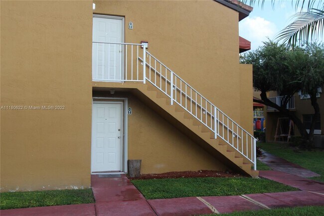 Building Photo - 15540 SW 80th St