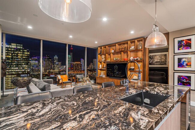 Foto del edificio - 3130 N Harwood St
