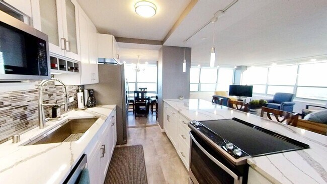 Foto del edificio - 3550 N Lake Shore Dr