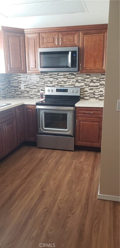 Foto principal - 321 E Rice Ranch Rd