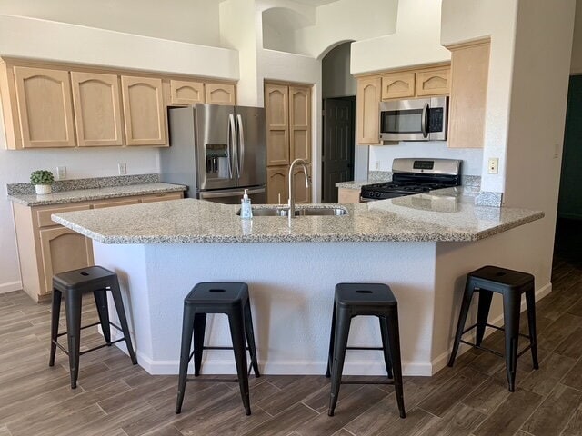 Building Photo - "Gorgeous 4-Bedroom, 2 Bathroom Pool Home ...