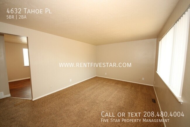 Foto del edificio - Large Home Available in Chubbuck! This 5 B...