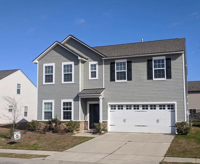 Foto del edificio - 332 Fox Ridge Ln