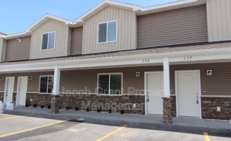 Primary Photo - 109 Lincoln Dr