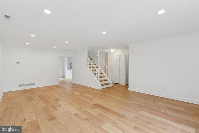 Building Photo - 235 Copper Beech Dr