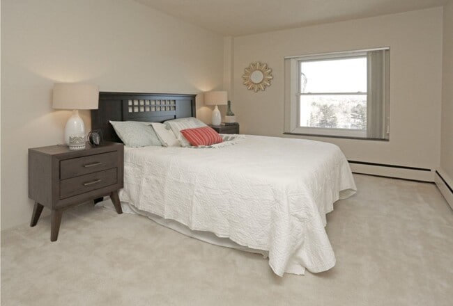 Interior Photo - Mount Royal Manor
