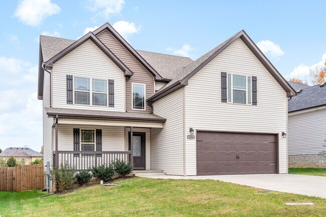 Foto del edificio - Pet Friendly Three Bedroom with Bonus!