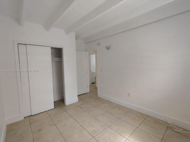 Building Photo - 749 NW 60th St