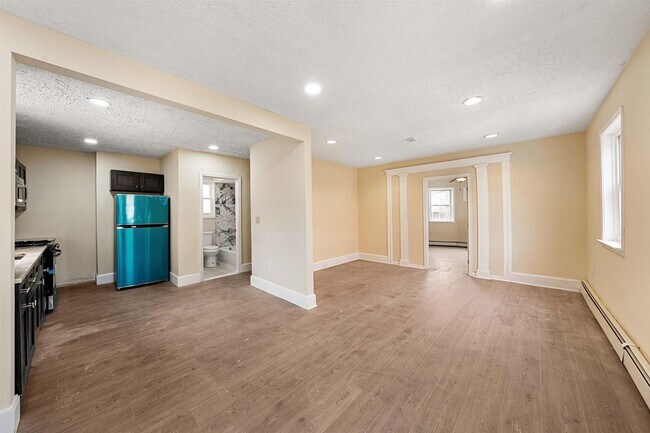 Building Photo - 378 Avenue C