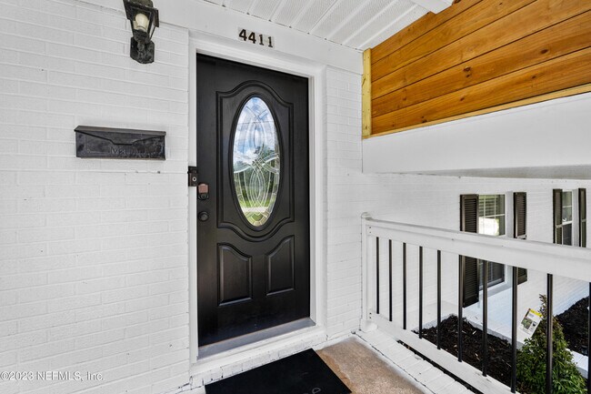 Foto del edificio - 4411 Hartman Rd