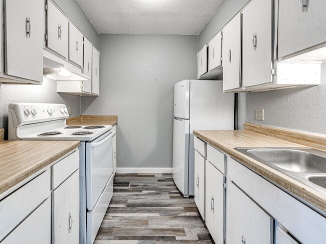 3BR - Blue Sky Apartments