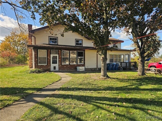 Building Photo - 1970 Sturgeon Point Rd