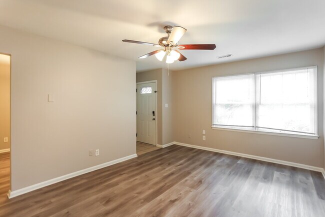 Foto del edificio - 1550 Flicker Rd