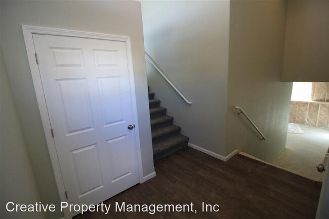 Building Photo - 5 br, 3 bath House - 608 Klein Ave
