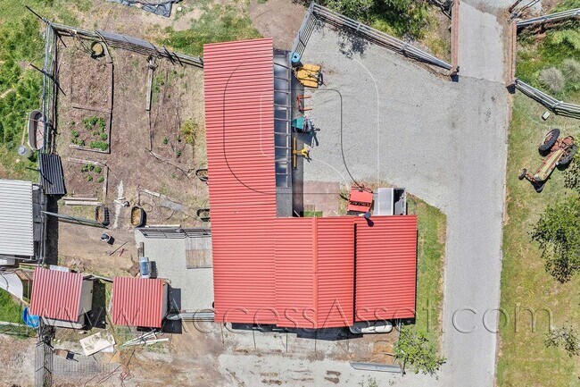 Foto del edificio - 17700 Rodeo Rd