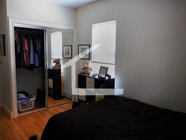 Foto del edificio - HOT ALLSTON LISTING!!!! June 1st Move in!!