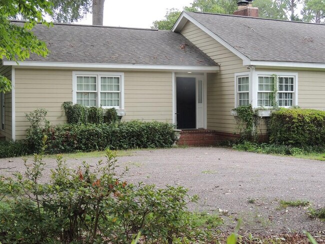 Foto del edificio - 526 S Boundary Ave SE