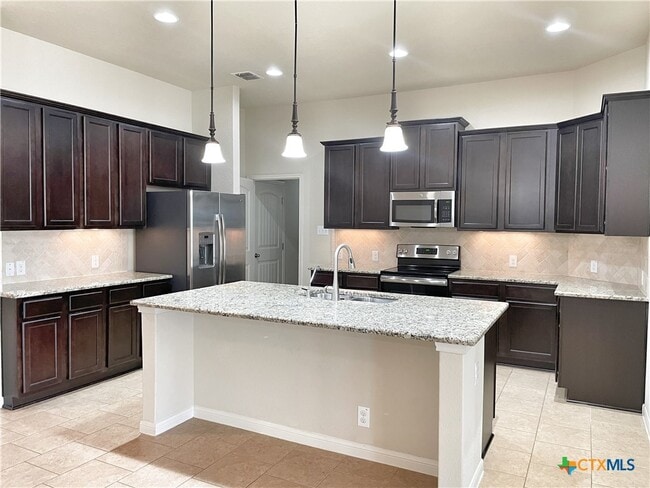 Building Photo - 2743 Wheatfield Wy