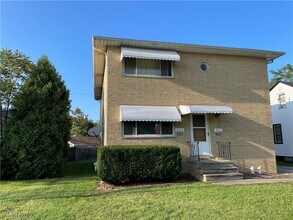 Building Photo - 7014 Theota Ave