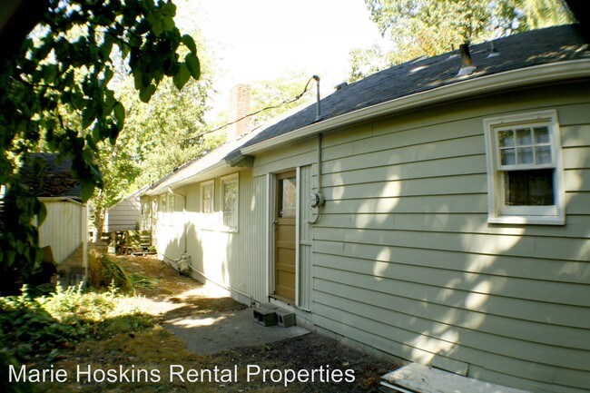 Building Photo - 251 Magnolia Ct NW