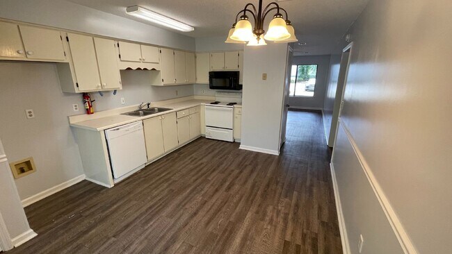 Foto del edificio - Apartment For Rent