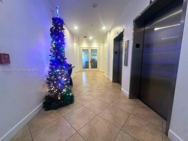 Foto del edificio - 2630 SW 28th St