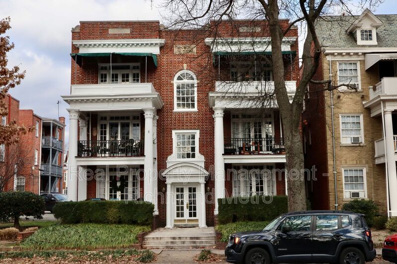 Primary Photo - 3006 Monument Ave