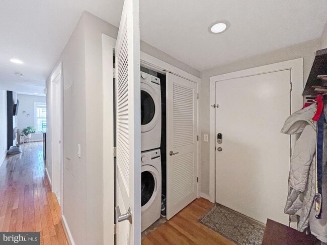 Building Photo - 1367 Florida Ave NE