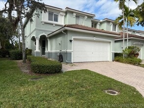 Building Photo - 2136 Oakmont Dr