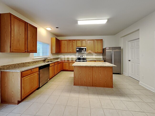 Foto del edificio - 15541 Normans Landing Dr