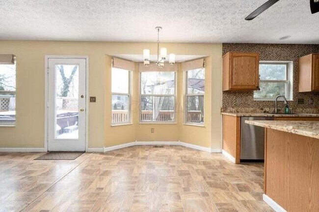 Foto del edificio - 4183 Asbury Ridge Dr